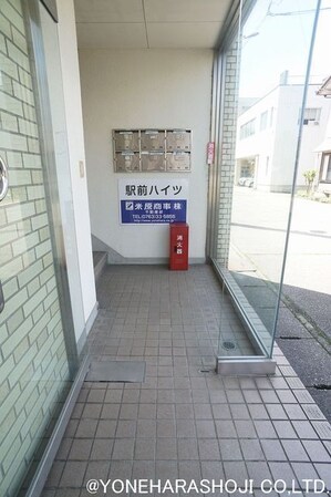 駅前ハイツの物件外観写真